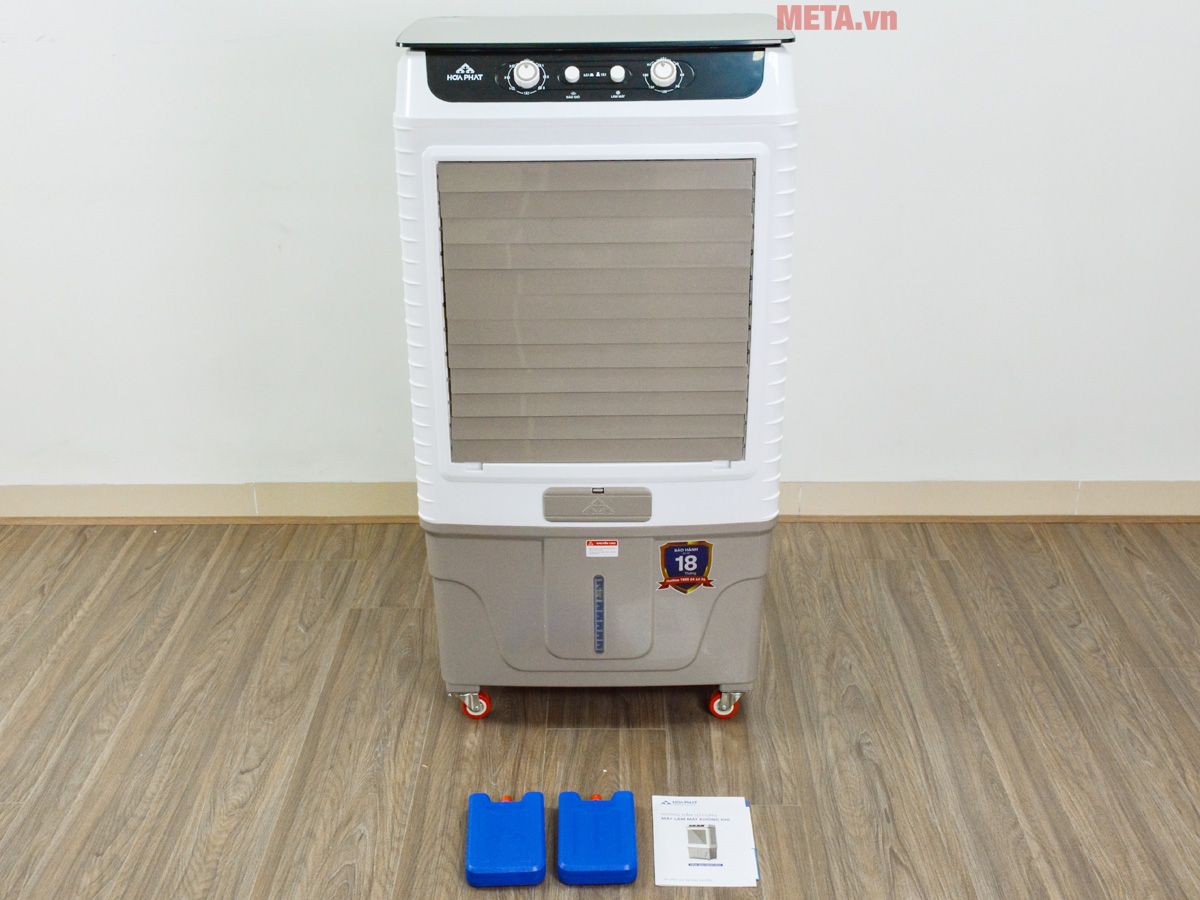 Hòa Phát HPCF1-061 còn được tích hợp 2 gel đá khô để làm mát hiệu quả 