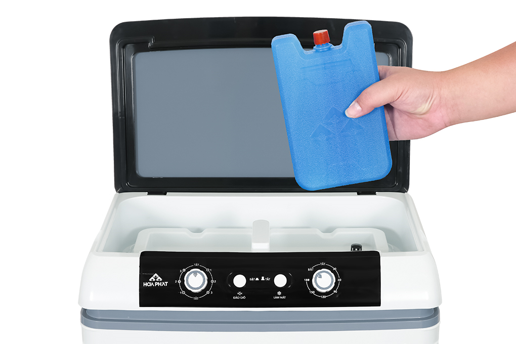 Máy làm mát công nghiệp Hòa Phát HPCF1-012 đi kèm 2 cục đá khô